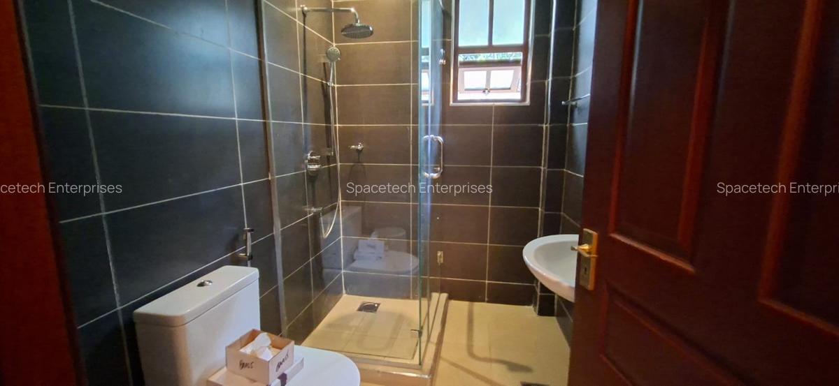 4 Bed Townhouse with En Suite in Lavington - 17