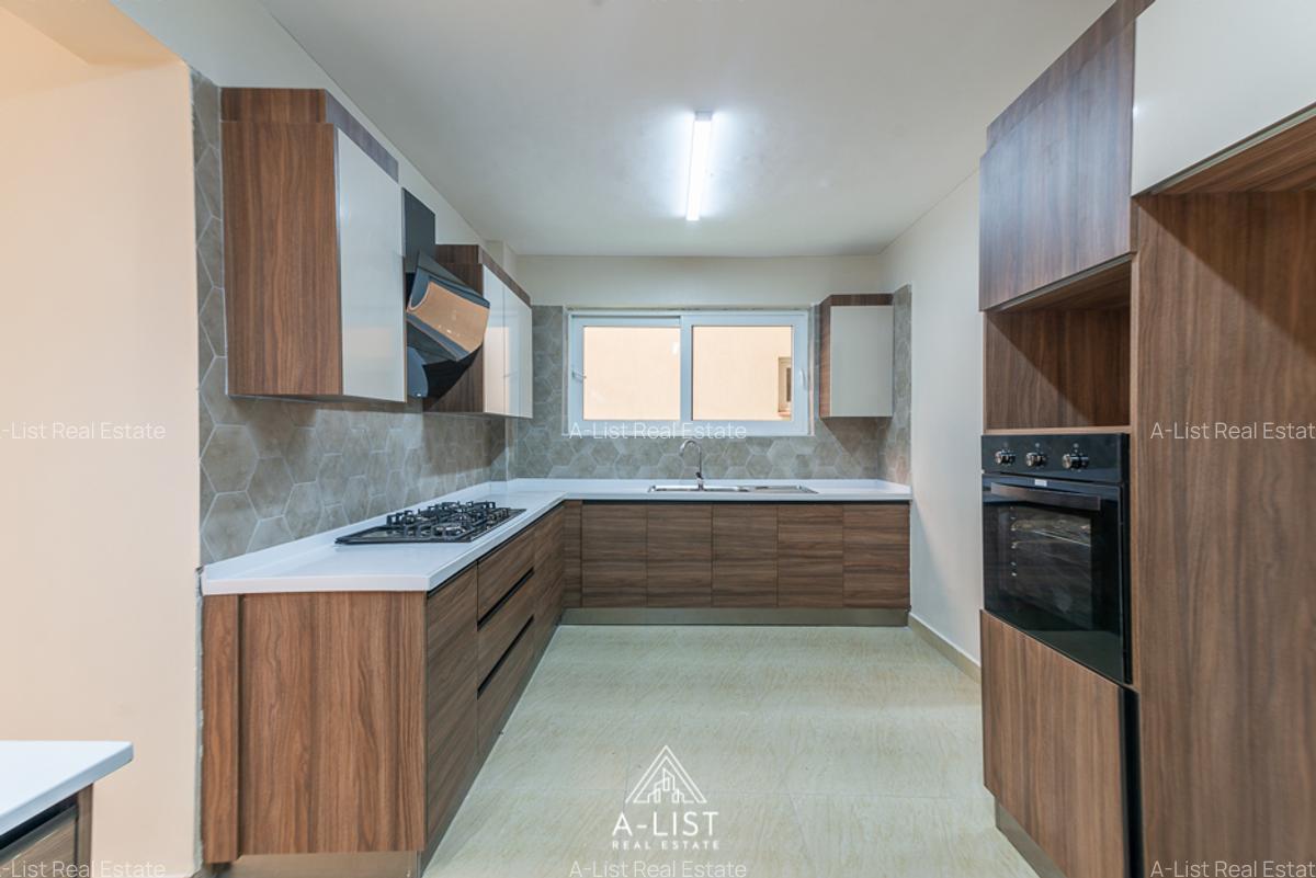 3 Bed Apartment with En Suite at Menelik Road - 7