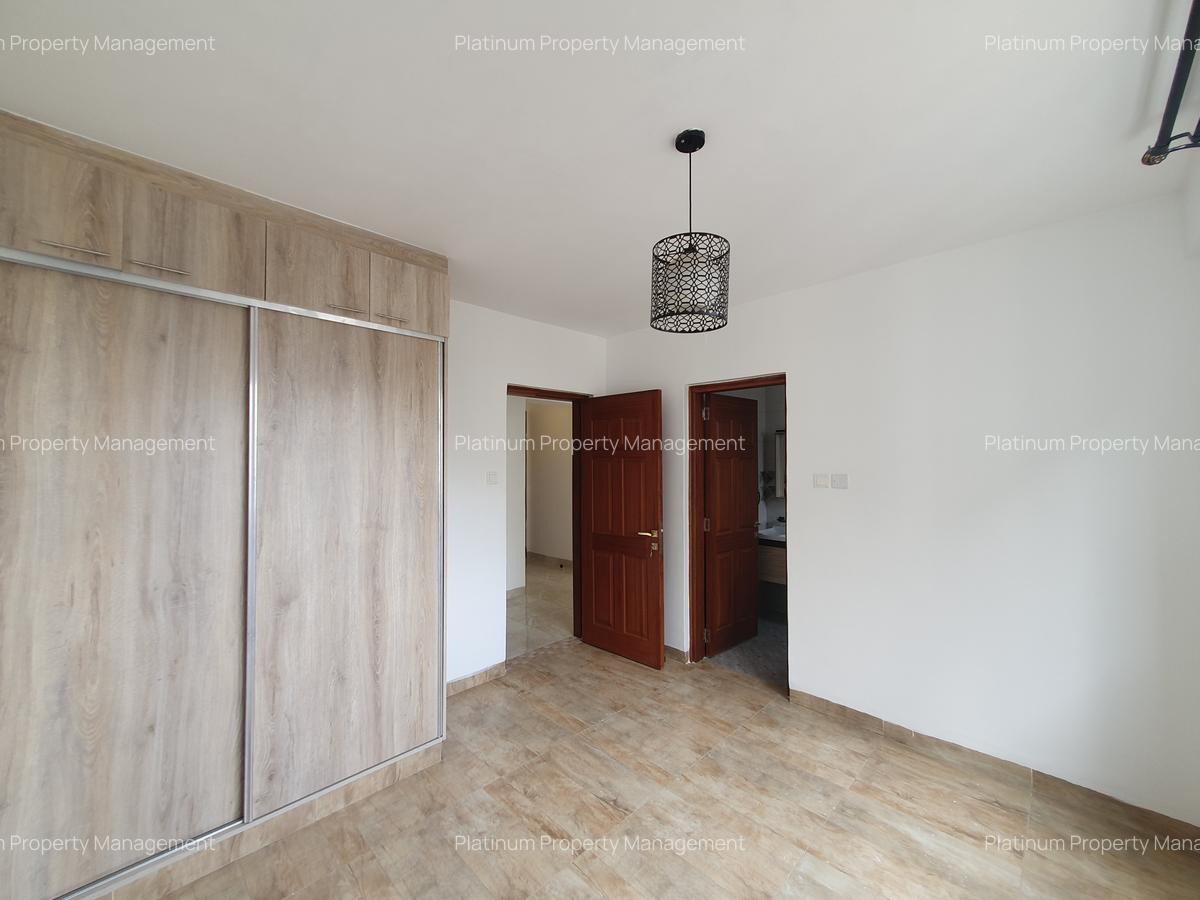 3 Bed Apartment with En Suite in General Mathenge - 13