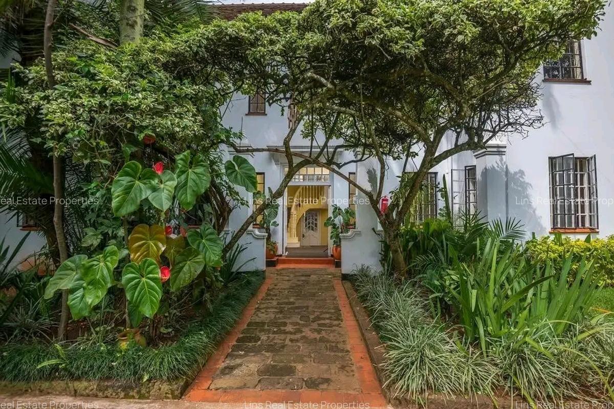 Serviced 3 Bed Apartment with En Suite in Muthaiga - 1