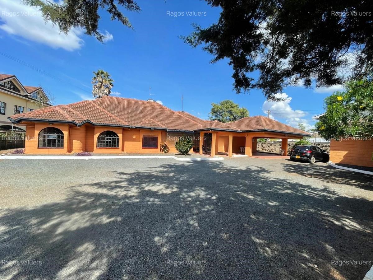 4 Bed House with En Suite at Karen Road - 2