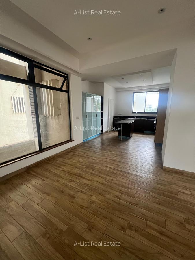 3 Bed Apartment with En Suite at Riverside Lane - 15