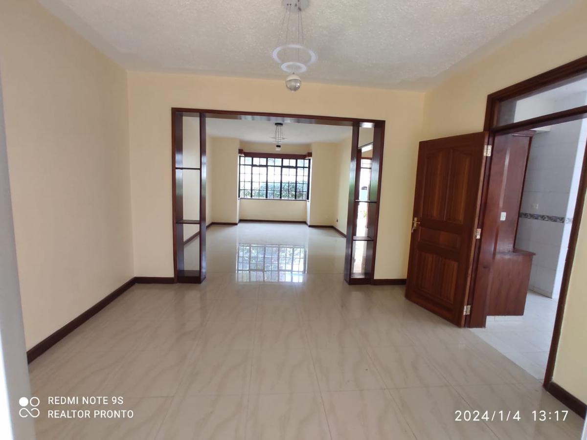 4 Bed Townhouse with En Suite in Lavington - 1