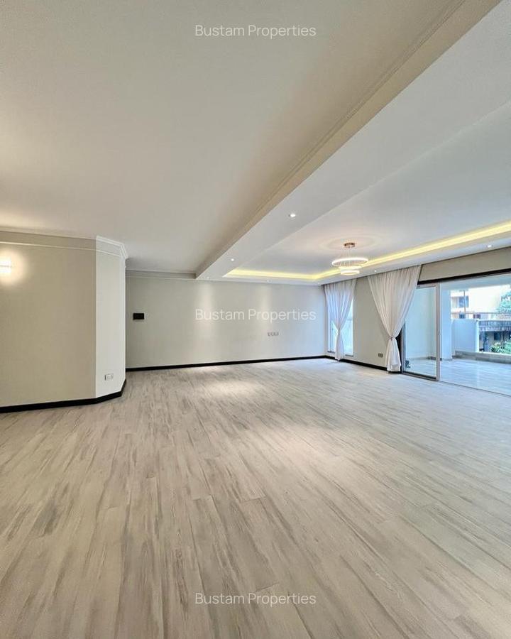 3 Bed Apartment with En Suite in Riverside - 1