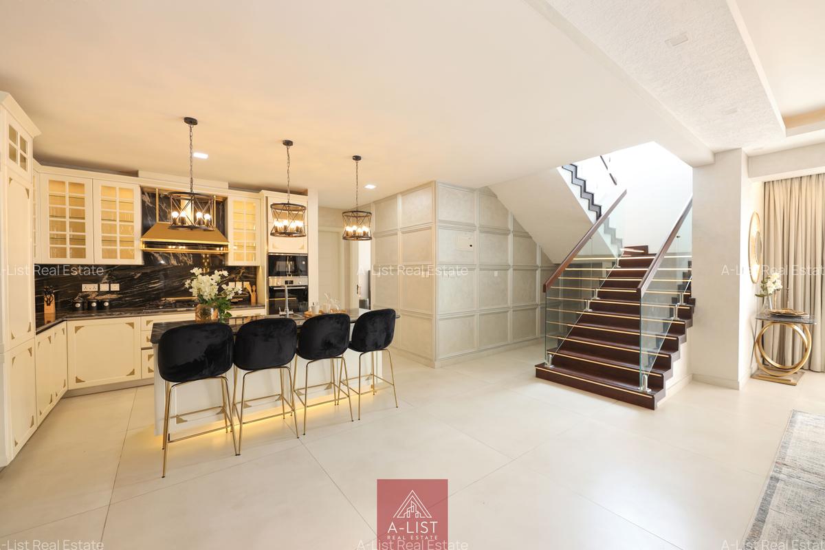 4 Bed Apartment with En Suite at General Mathenge - 3