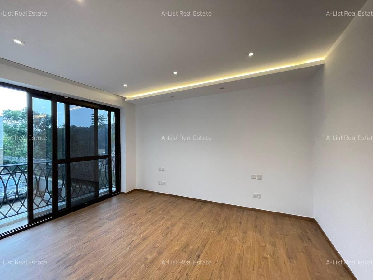 4 Bed Townhouse with En Suite at Peponi Road - 15