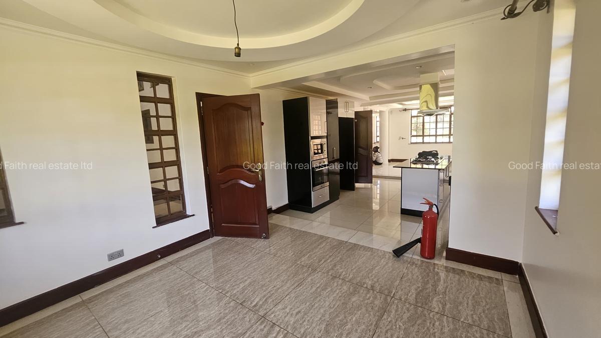 5 Bed House with En Suite in Runda - 5