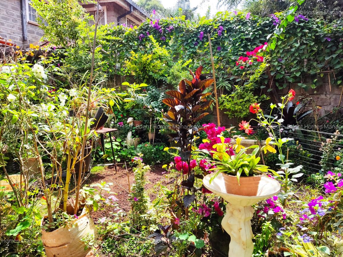 4 Bed Townhouse with En Suite in Lavington - 4