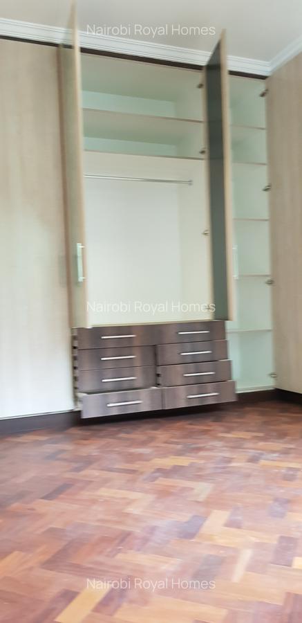 5 Bed Townhouse with En Suite at Lifestyle Townhouse - 8