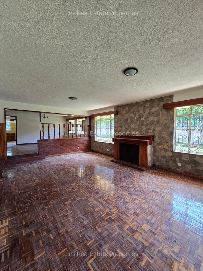 6 Bed House with En Suite in Nyari - 6