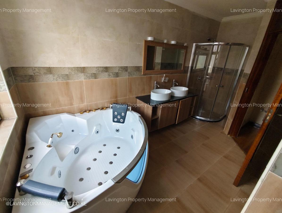 5 Bed Townhouse with En Suite at Lavington Green - 11