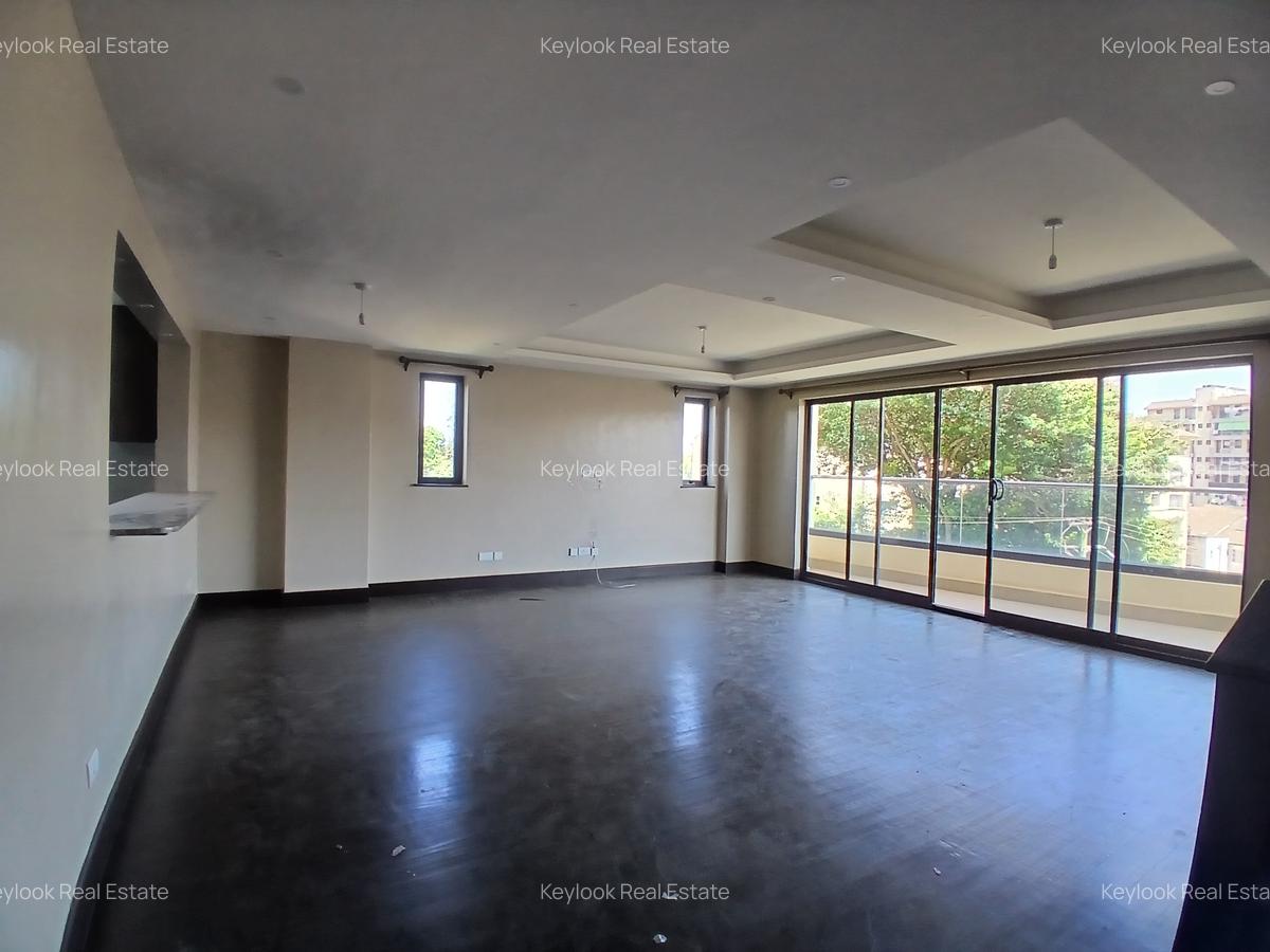 4 Bed Apartment with En Suite at Lavington - 7