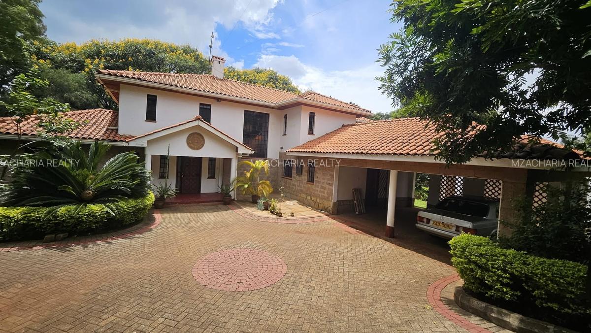 5 Bed House with En Suite in Runda - 8