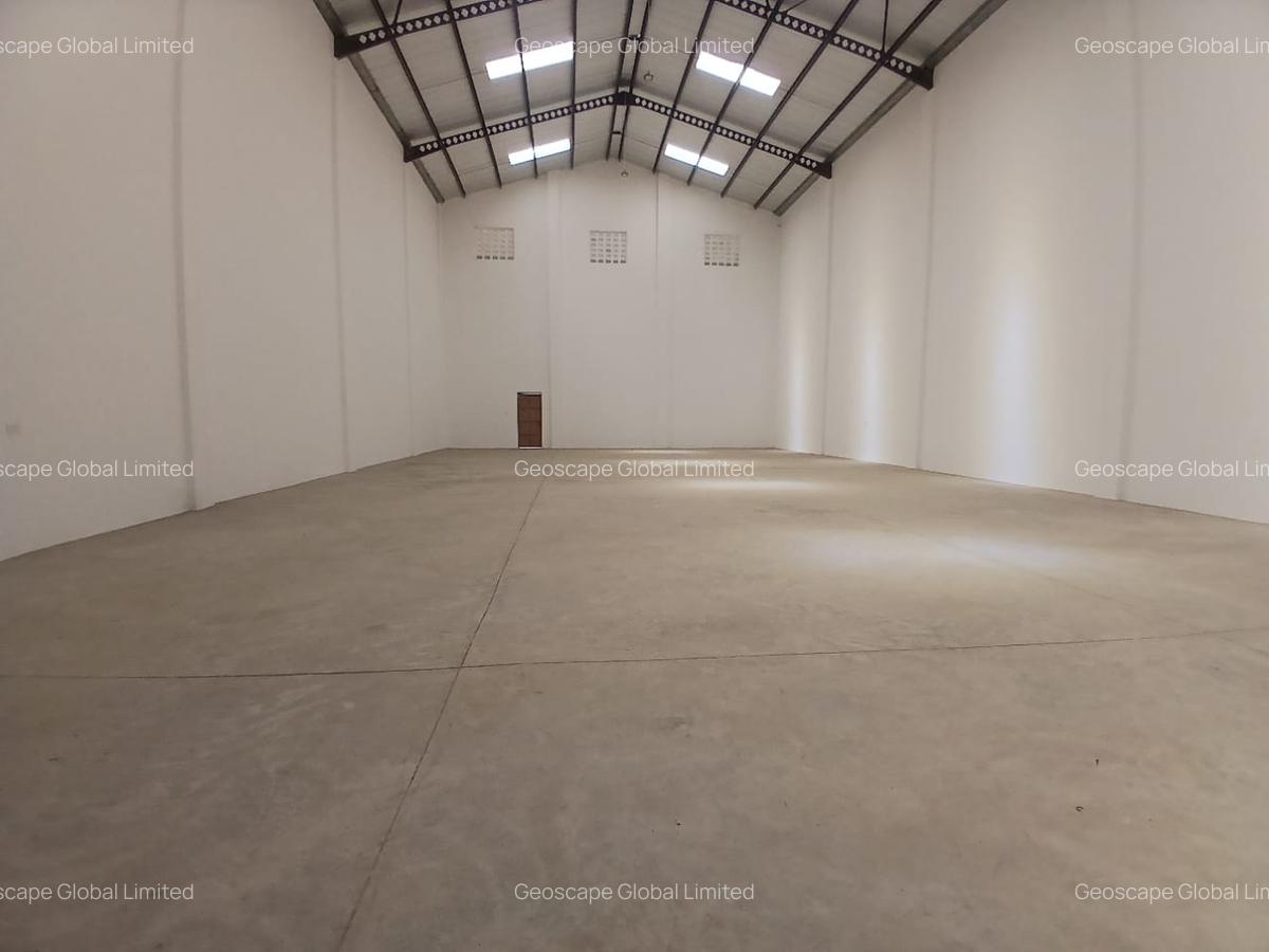 7,607 ft² Warehouse with Parking in Mlolongo - 7