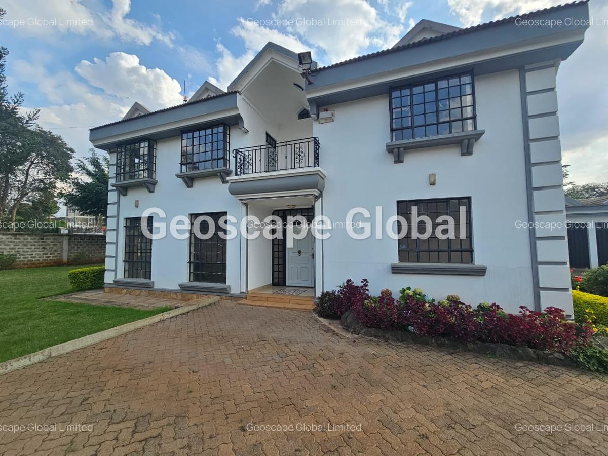 5 Bed House with En Suite in Runda - 20