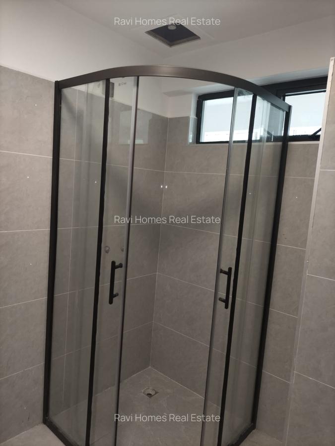 Studio Apartment with Swimming Pool in Lavington - 3