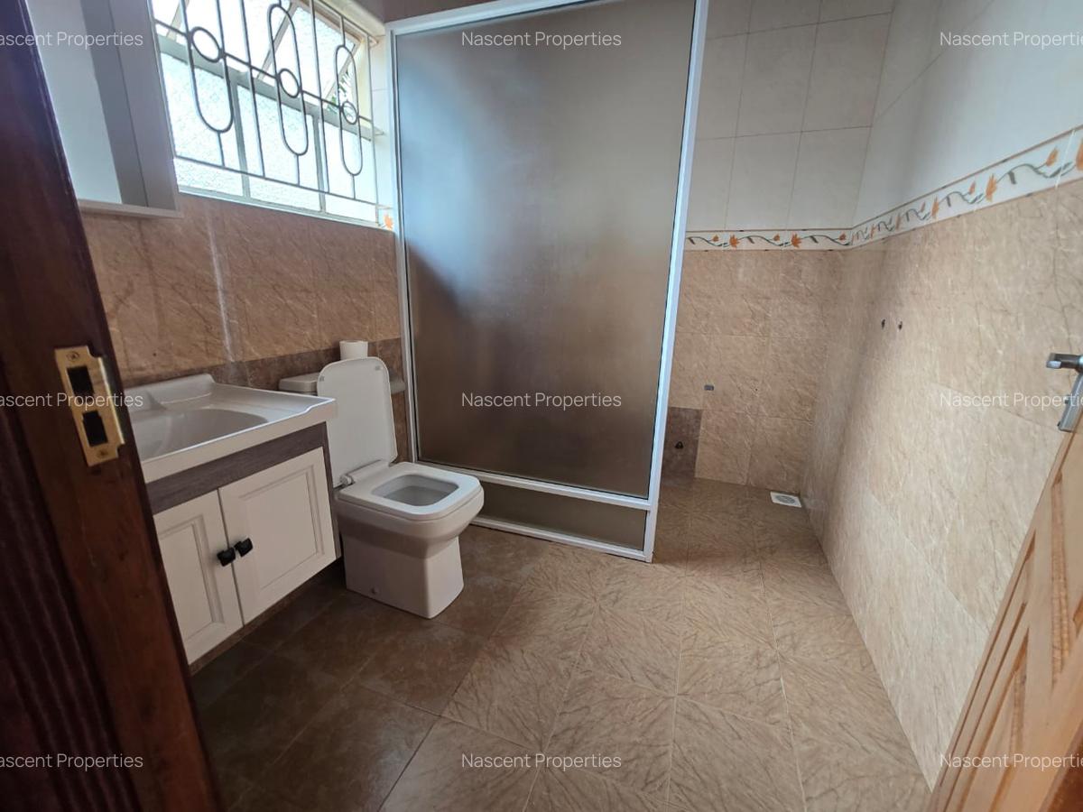 5 Bed House with En Suite in Kitisuru - 8