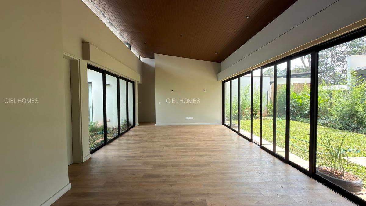 4 Bed Villa with En Suite in Runda - 5