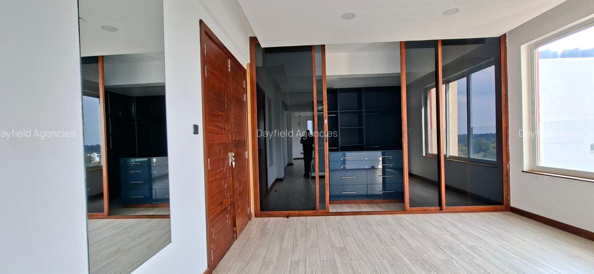 4 Bed Apartment with En Suite at General Mathenge Drive - 8