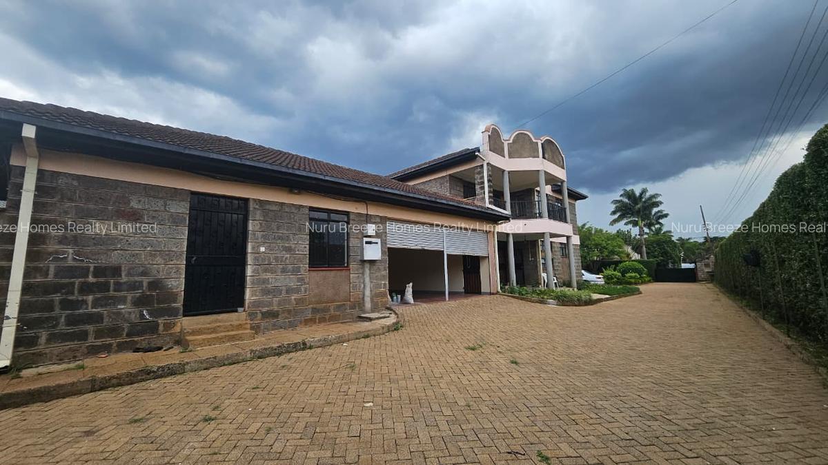 5 Bed House with En Suite in Runda - 6