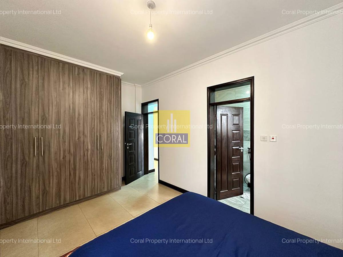 2 Bed Apartment in Brookside - 13