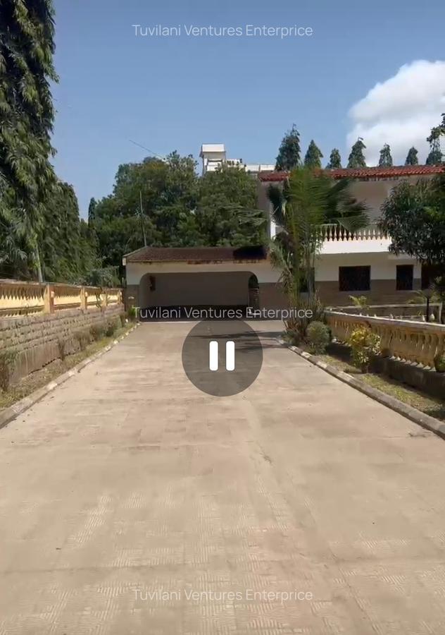 5 Bed House with En Suite at Nyali Mombasa - 11