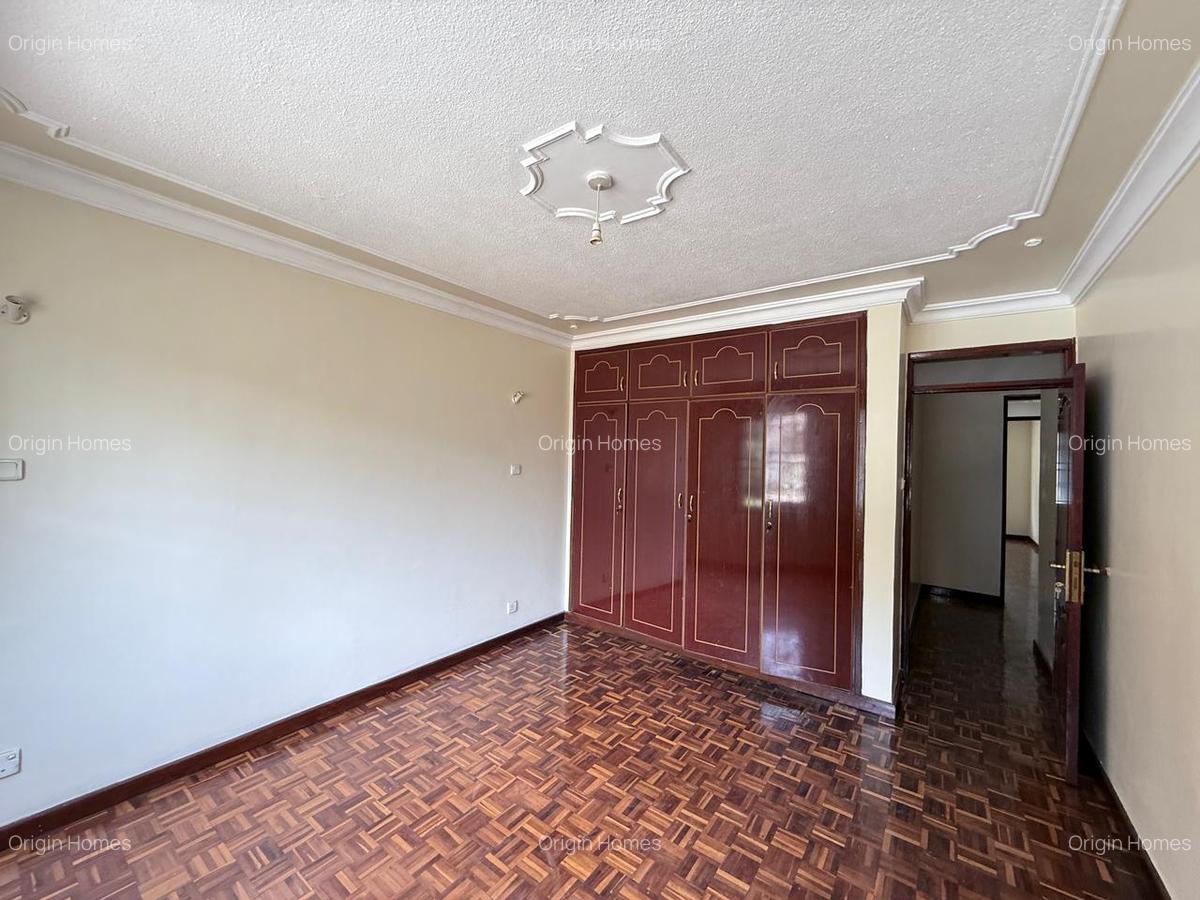 3 Bed Apartment with En Suite at Westlands - 10