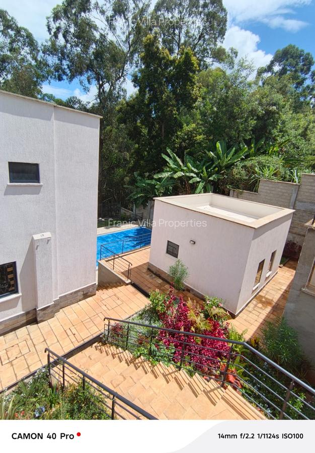 5 Bed House with En Suite at Loresho Crescent - 4