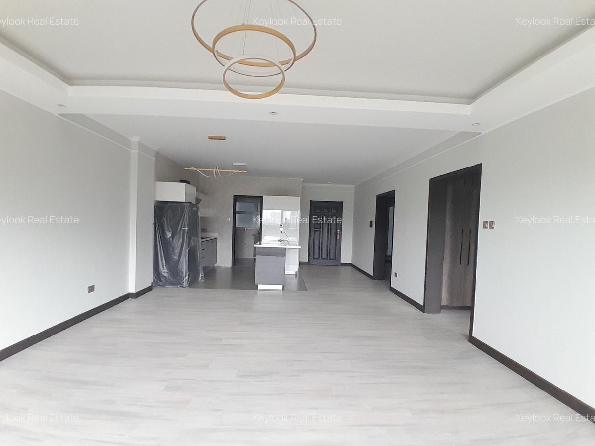 2 Bed Apartment with En Suite at Riverside Drive - 16