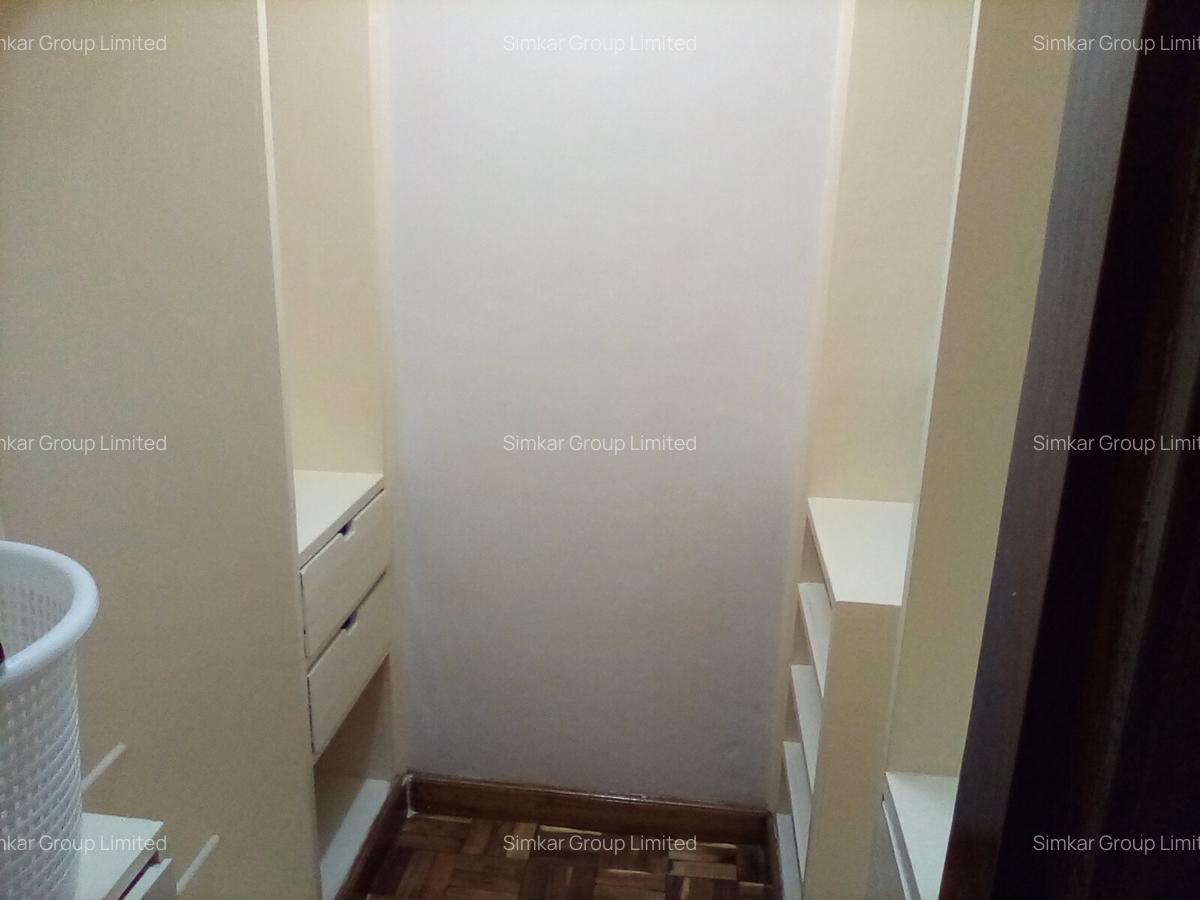 Serviced 2 Bed Apartment with En Suite at Valley Arcade - 6