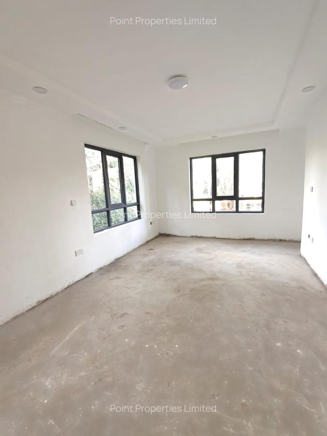 9 Bed Villa with En Suite in Karen - 16