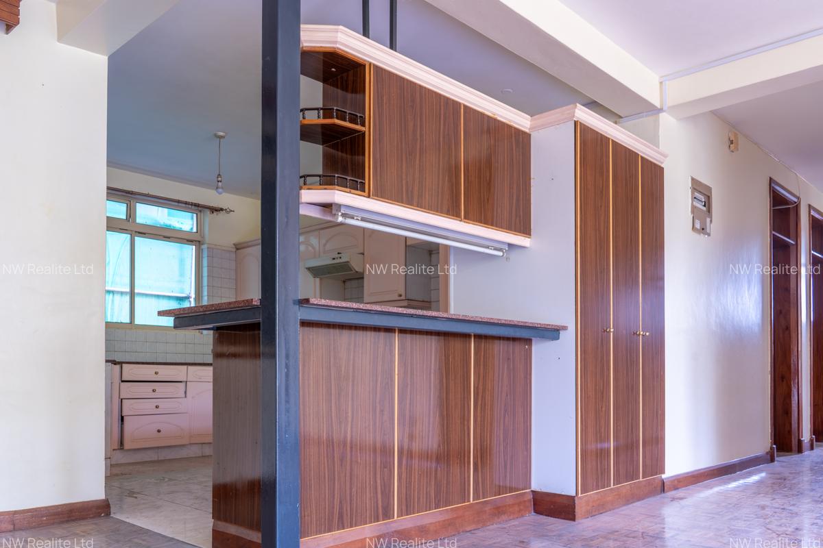 3 Bed House with En Suite in Westlands Area - 7