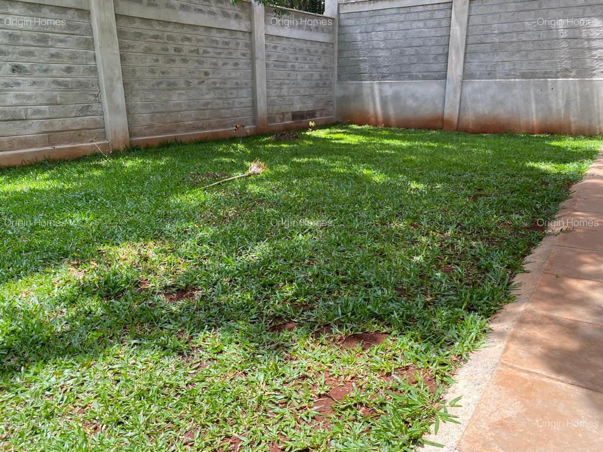 4 Bed Townhouse with En Suite at Lavington - 6