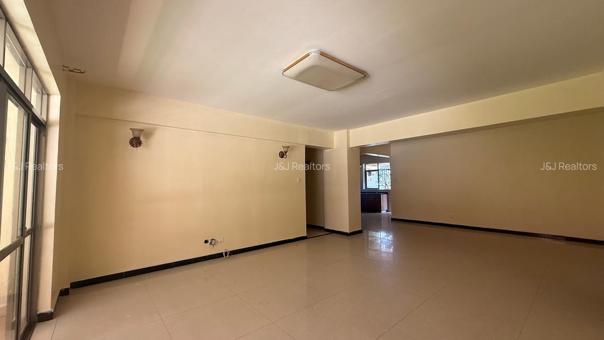 3 Bed Apartment with En Suite in Kilimani - 3