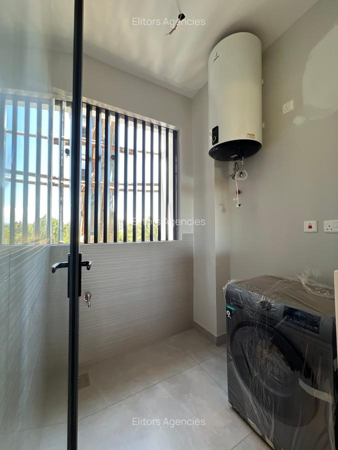 2 Bed Apartment with En Suite at Kirawa Road - 12