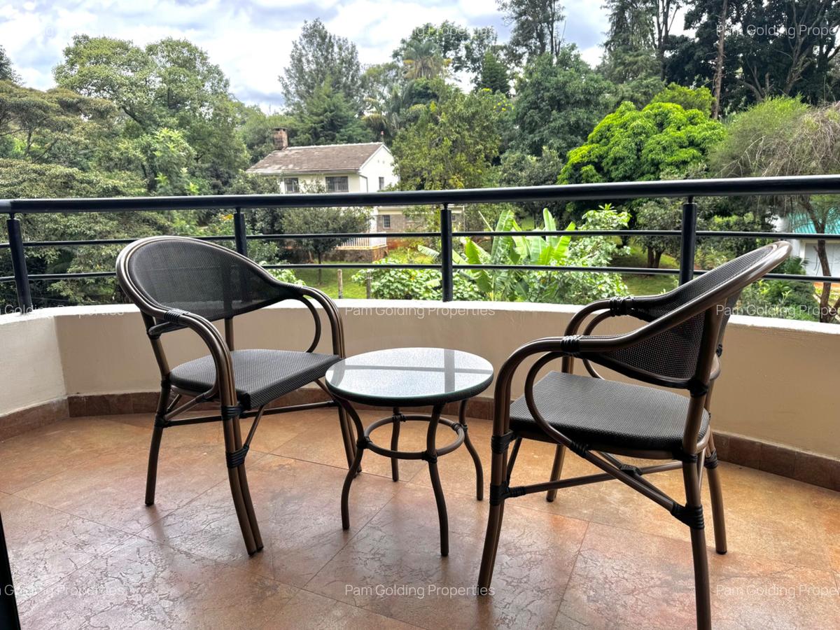 3 Bed Apartment with En Suite in Riverside - 15