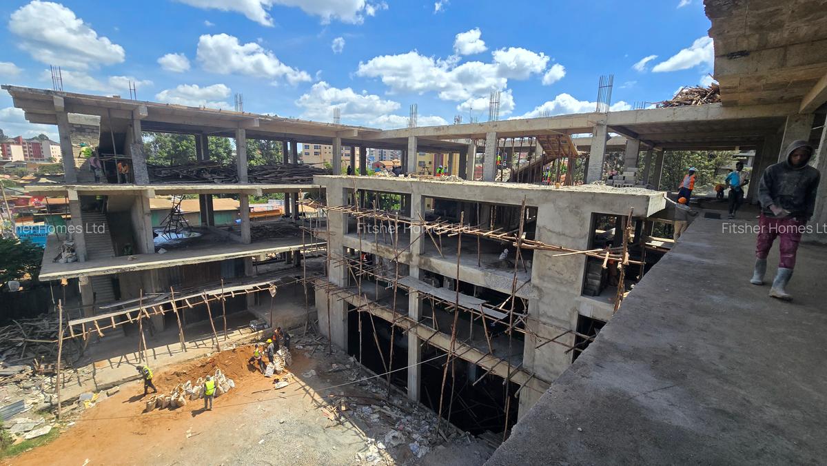 Commercial Property with Backup Generator in Ruaka - 8