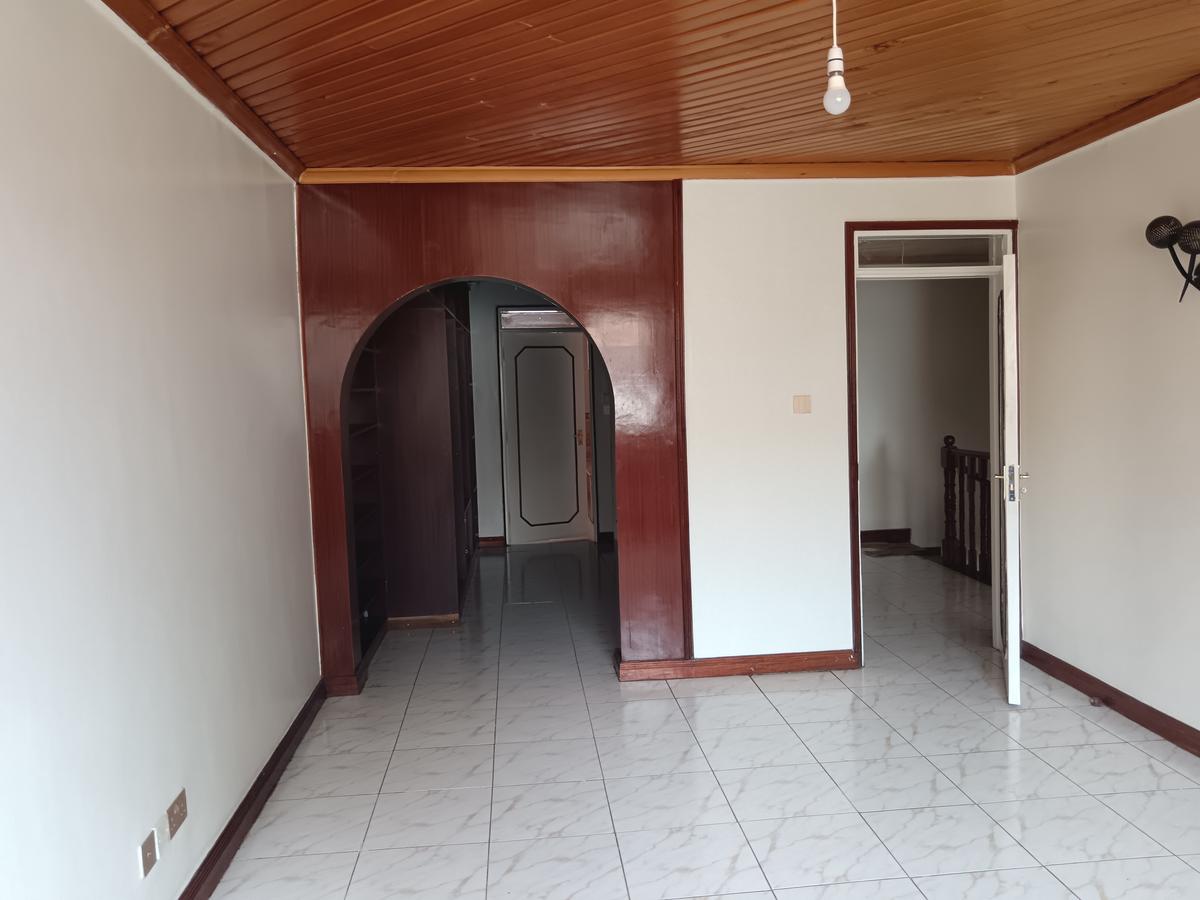 4 Bed Townhouse with Staff Quarters in Kileleshwa - 16