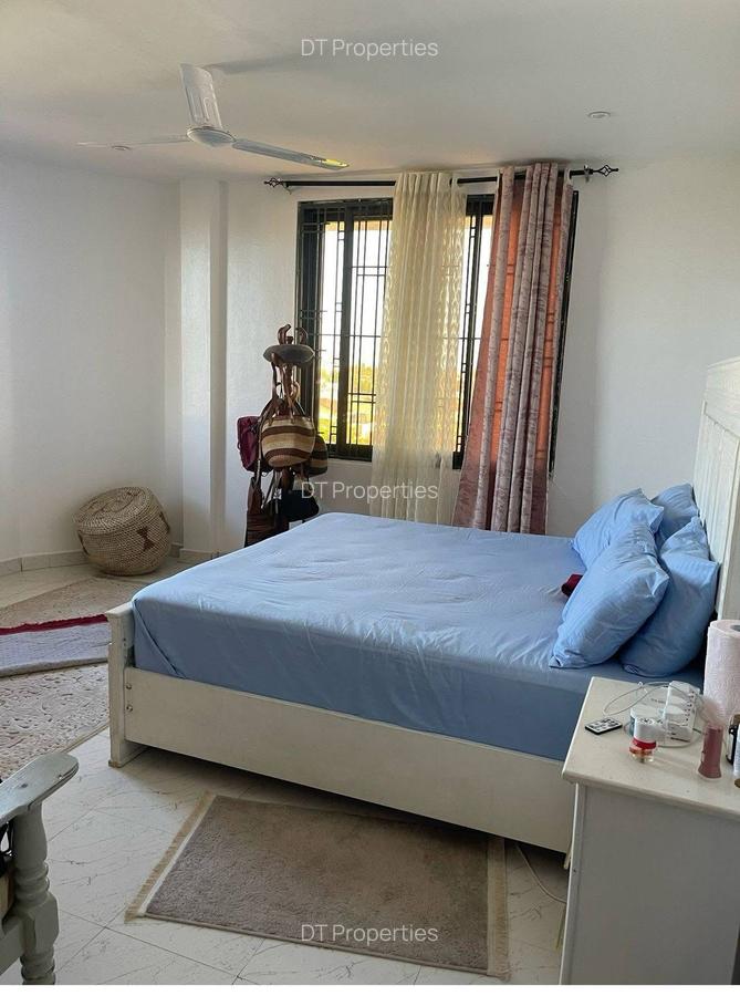 4 Bed House with En Suite at Nyali - 5