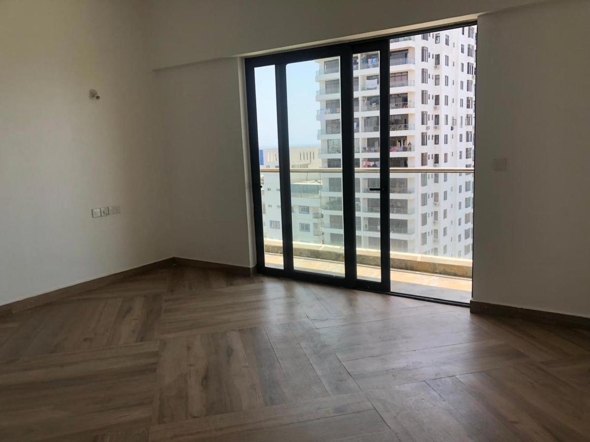 3 Bed Apartment with En Suite at Oceanic Road - 7