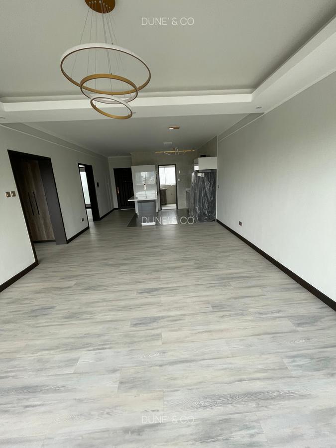 2 Bed Apartment with En Suite in Riverside - 5