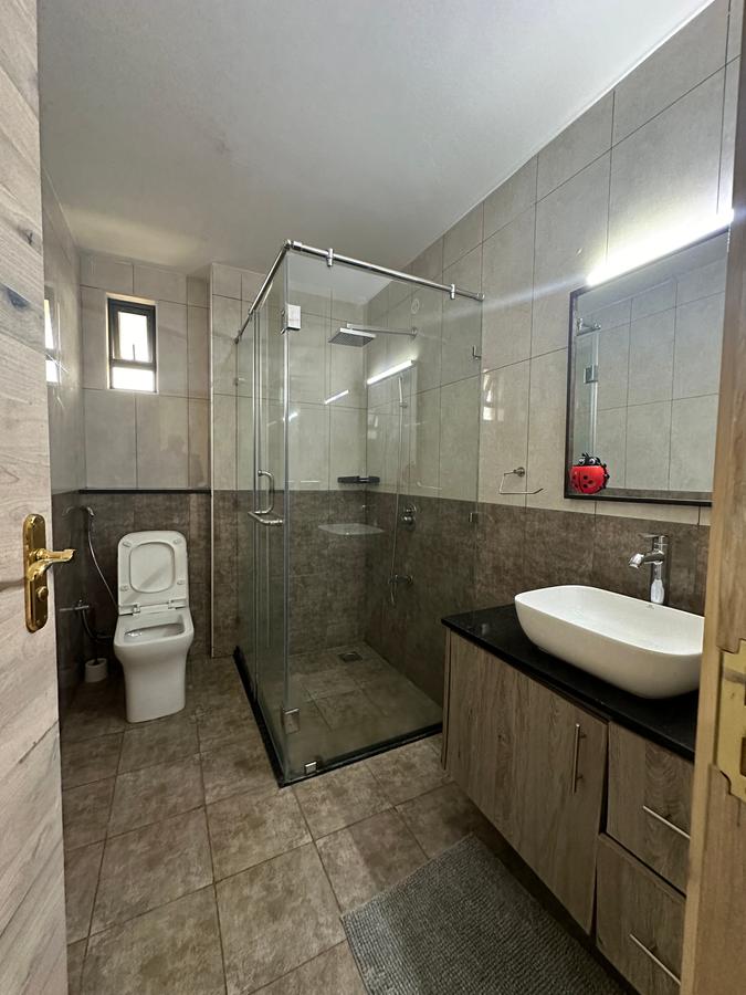 Serviced 2 Bed Apartment with En Suite in Kileleshwa - 11