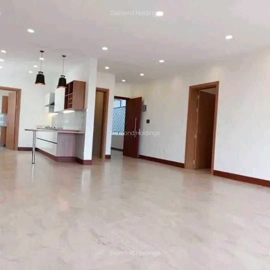 2 Bed Apartment with En Suite at Parklands - 4