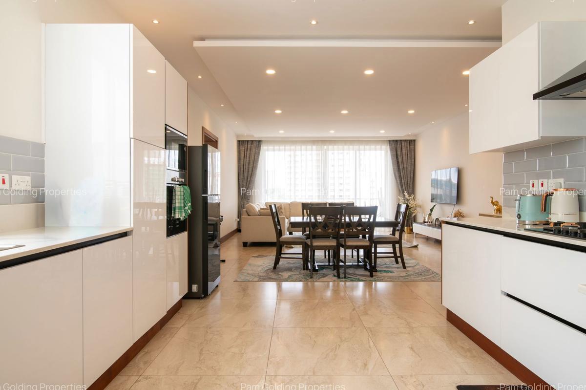 2 Bed Apartment with En Suite in Parklands - 7