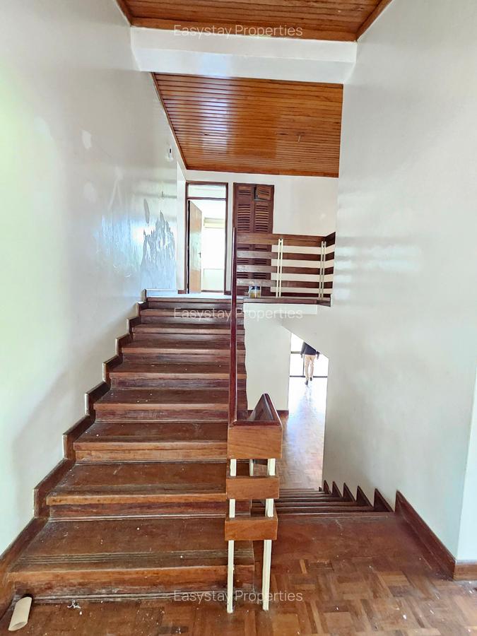 4 Bed Townhouse with En Suite in Kileleshwa - 8