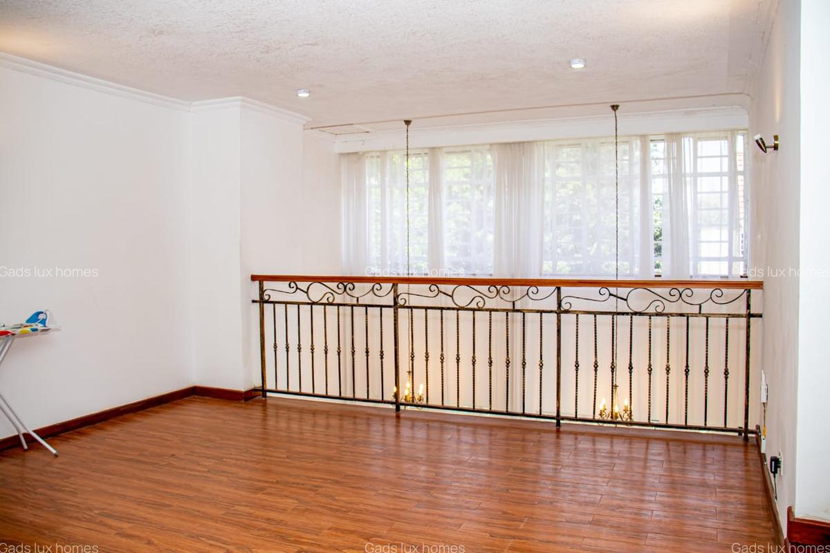 5 Bed Villa with En Suite at Runda - 13