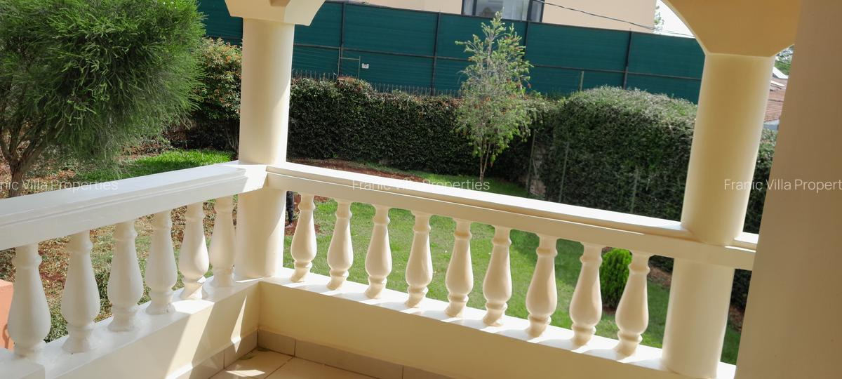 5 Bed House with En Suite at Nyari Central - 14