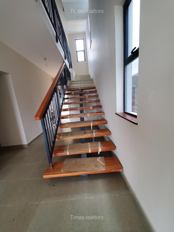 4 Bed Townhouse with En Suite at Syokimau - 6