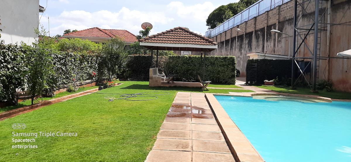 4 Bed Townhouse with En Suite in Westlands Area - 5