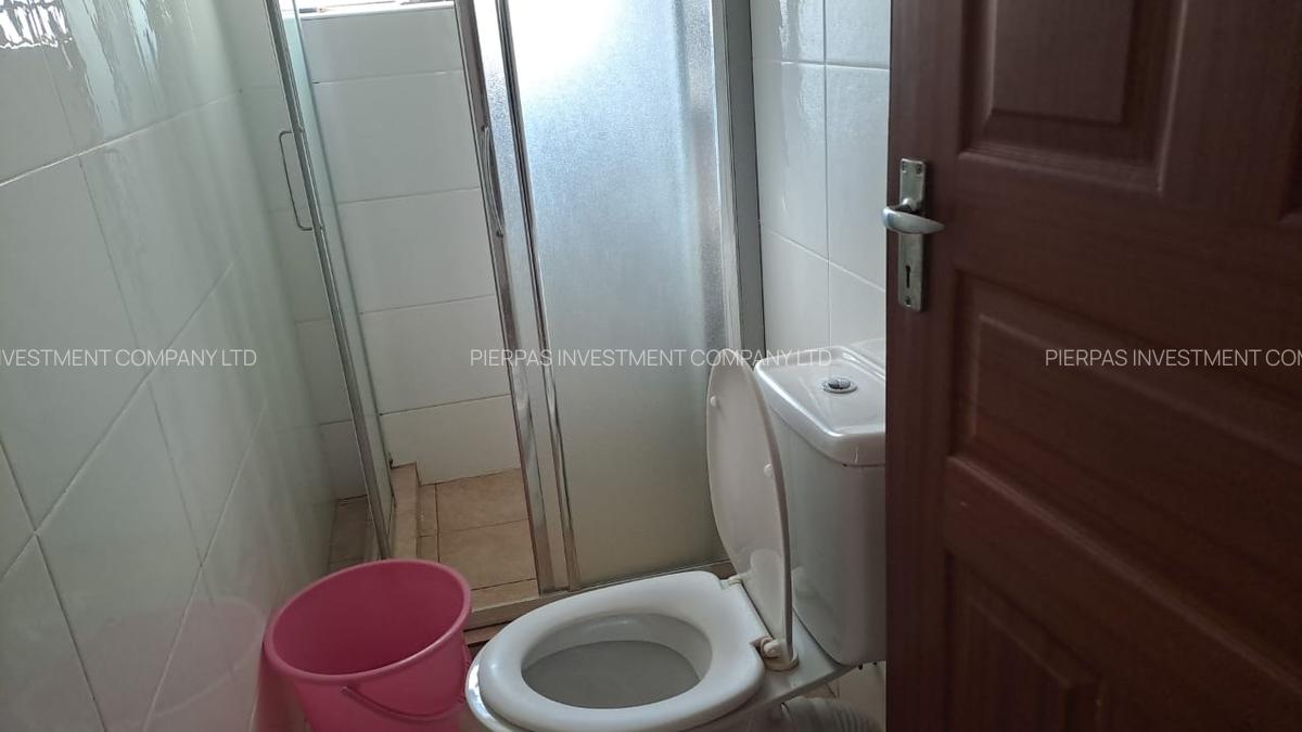 5 Bed Townhouse with En Suite in Runda - 16